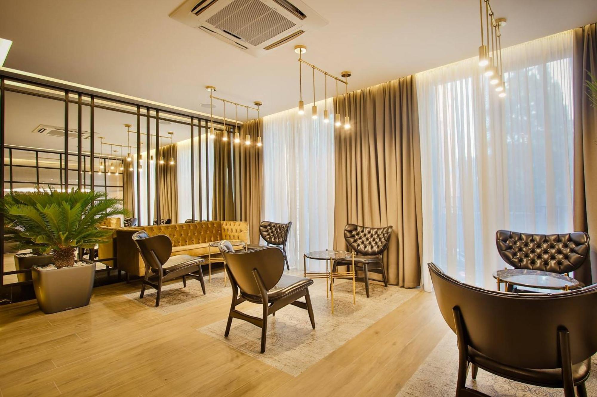 Hotel Tuta Tbilisi Buitenkant foto