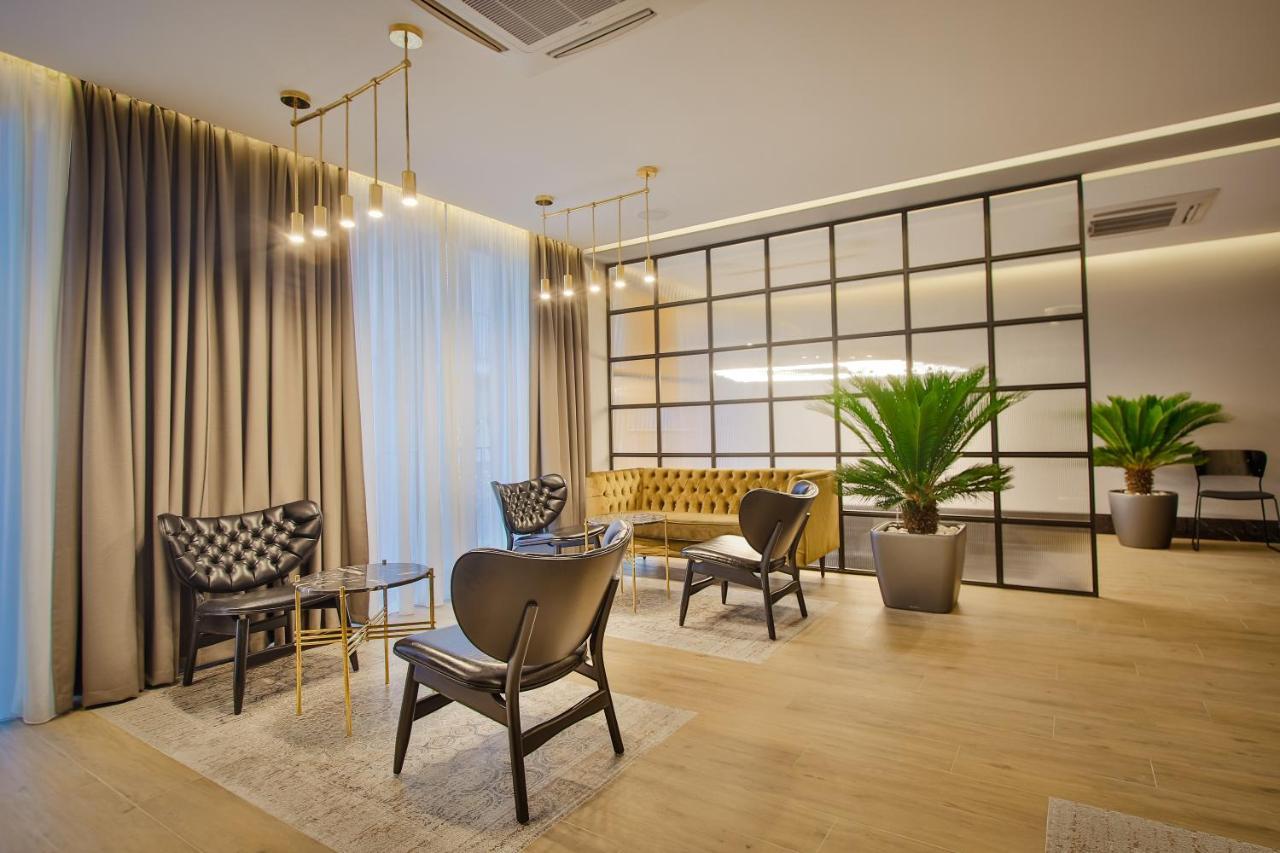 Hotel Tuta Tbilisi Buitenkant foto