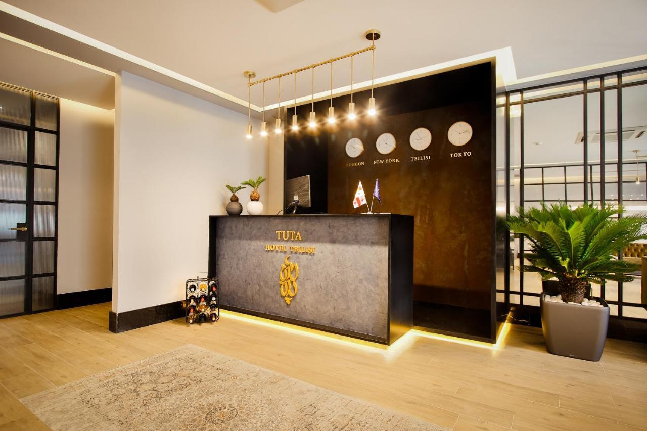 Hotel Tuta Tbilisi Buitenkant foto