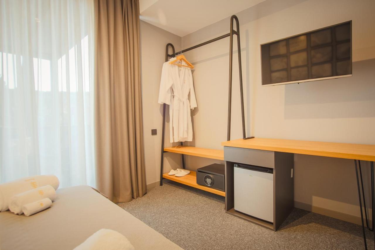 Hotel Tuta Tbilisi Buitenkant foto
