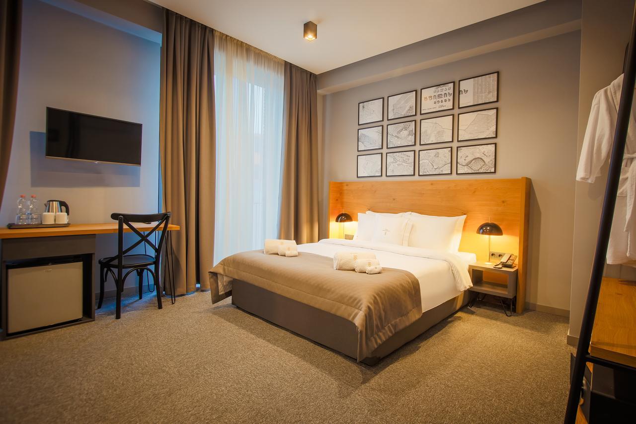 Hotel Tuta Tbilisi Buitenkant foto